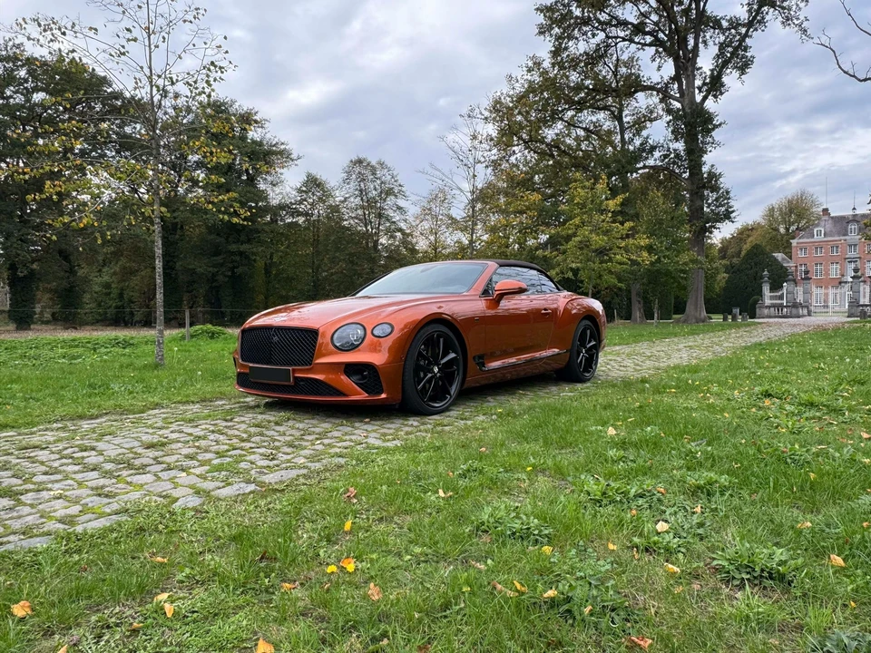 2019 Bentley Continental GTC - Image 17 of 21