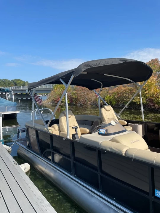2019 Bentley - Image 2 of 11