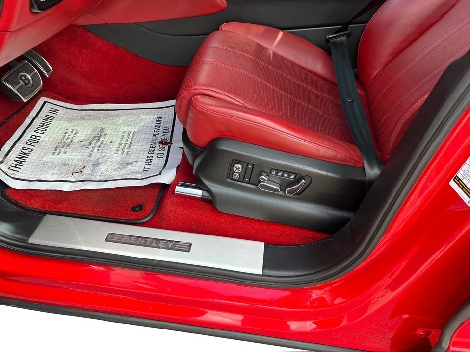 2019 Bentley Bentayga - Image 19 of 20