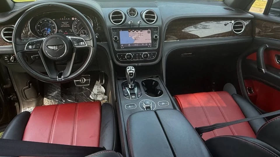 2019 Bentley Bentayga - Image 18 of 18