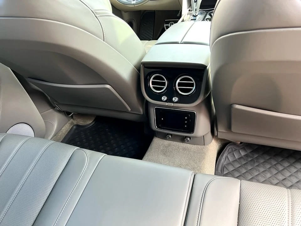 2019 Bentley Bentayga - Image 10 of 20