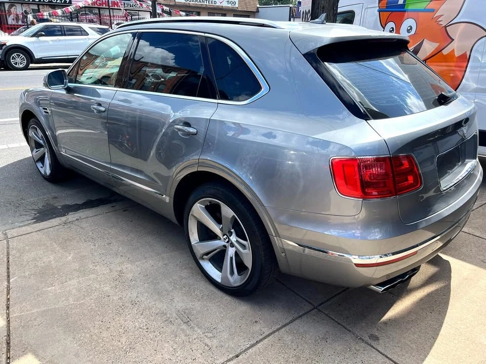 2019 Bentley Bentayga - Image 4 of 20
