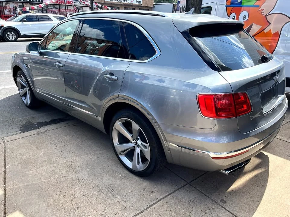 2019 Bentley Bentayga - Image 4 of 19