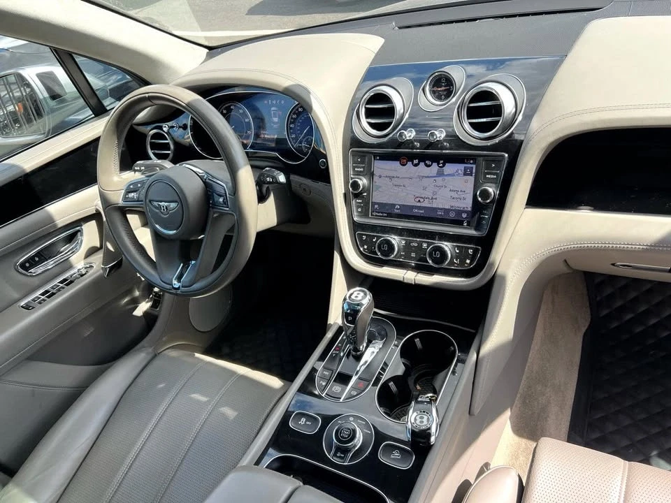 2019 Bentley Bentayga - Image 15 of 20