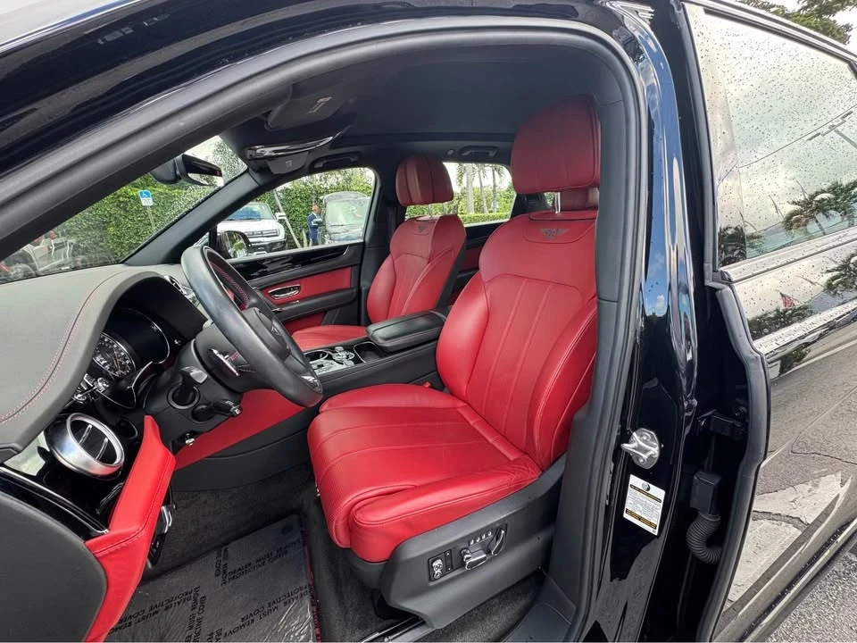 2019 Bentley Bentayga - Image 6 of 10