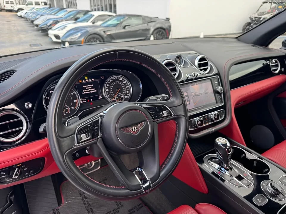 2019 Bentley Bentayga - Image 8 of 10