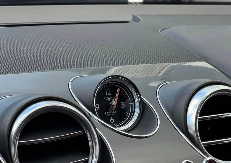 2019 Bentley Bentayga - Image 9 of 9