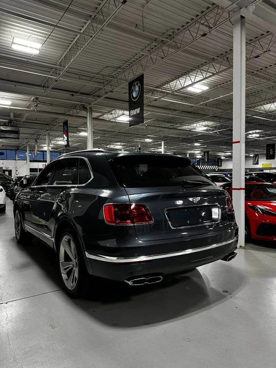 2019 Bentley Bentayga - Image 3 of 7