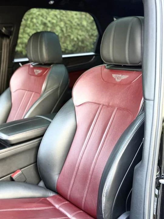 2019 Bentley Bentayga - Image 7 of 19