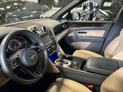 2019 Bentley Bentayga - Image 12 of 16