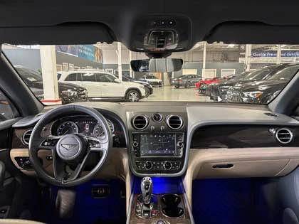 2019 Bentley Bentayga - Image 11 of 16