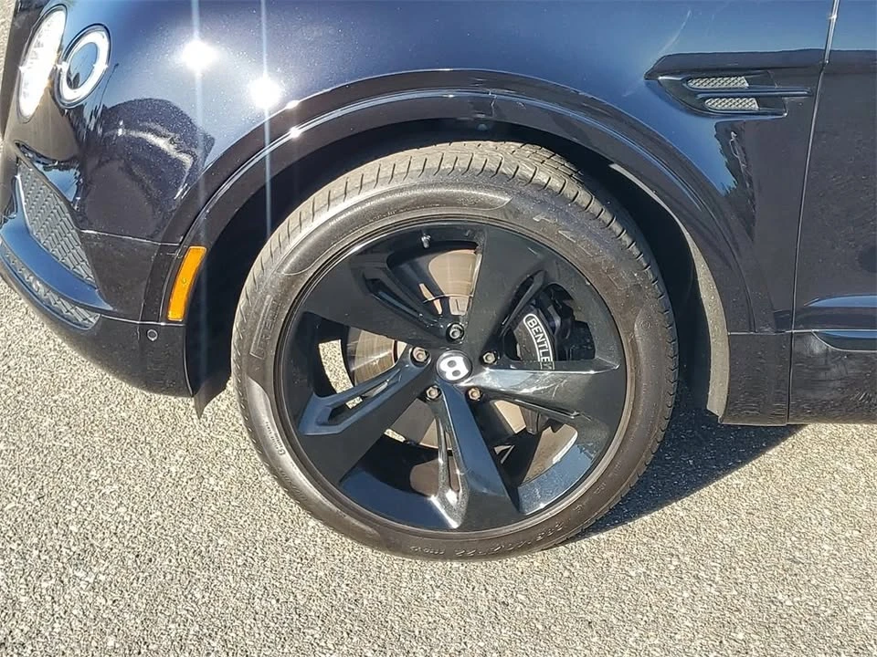 2019 Bentley Bentayga - Image 8 of 20