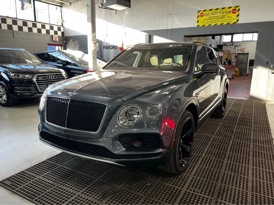 2019 Bentley Bentayga - Image 2 of 5