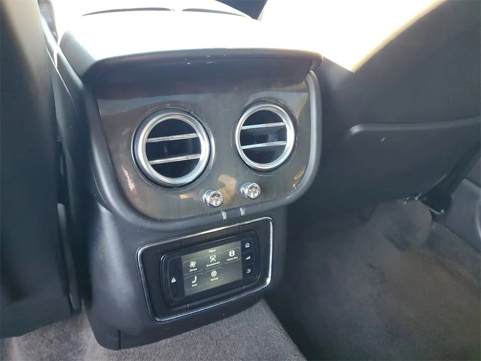2019 Bentley Bentayga - Image 14 of 20