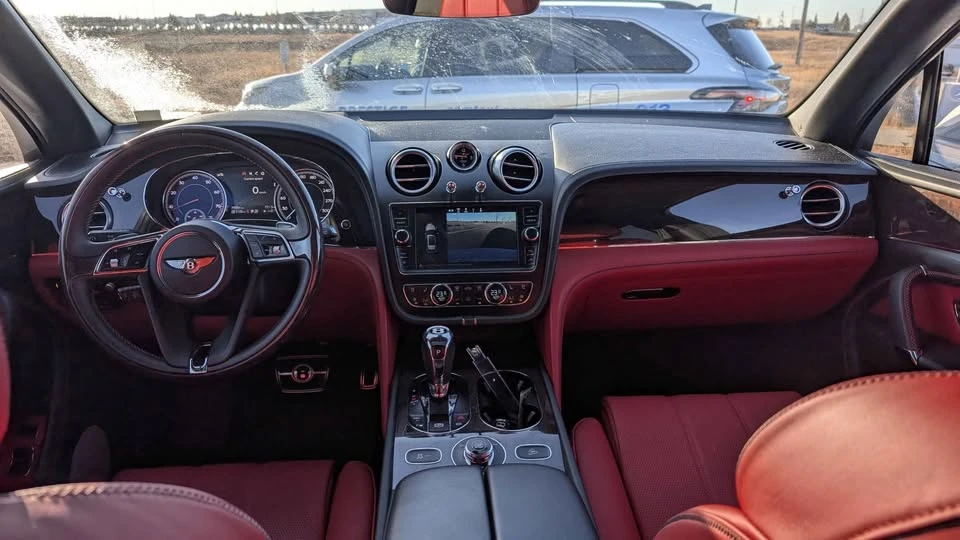 2019 Bentley Bentayga - Image 5 of 9