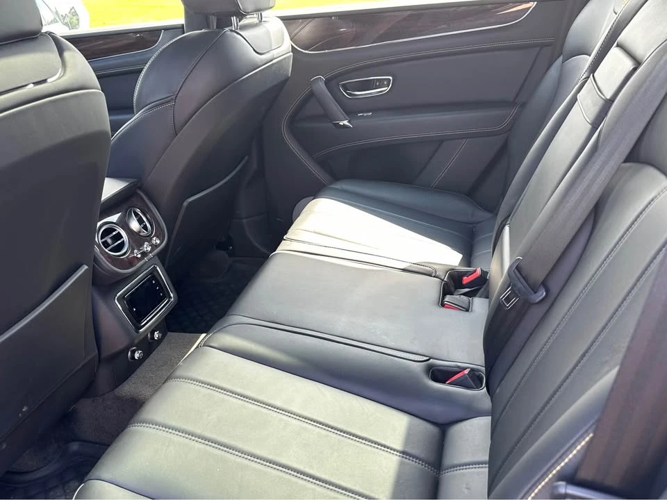 2019 Bentley Bentayga - Image 12 of 14
