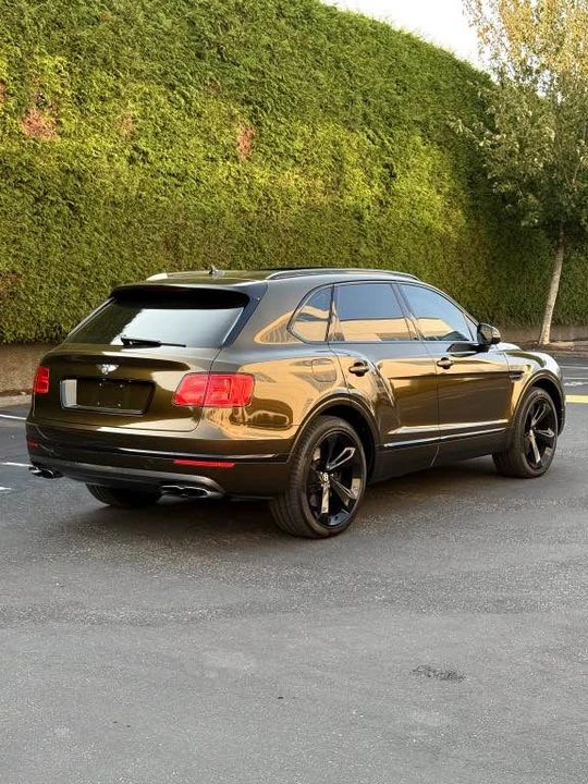 2019 Bentley Bentayga - Image 6 of 20