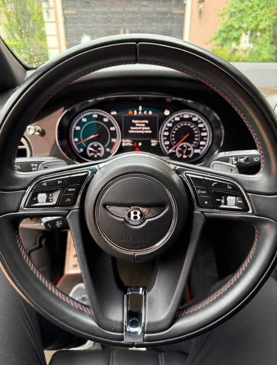 2019 Bentley Bentayga - Image 4 of 13