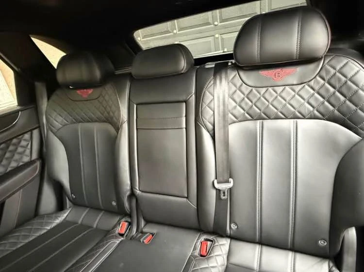 2019 Bentley Bentayga - Image 9 of 13