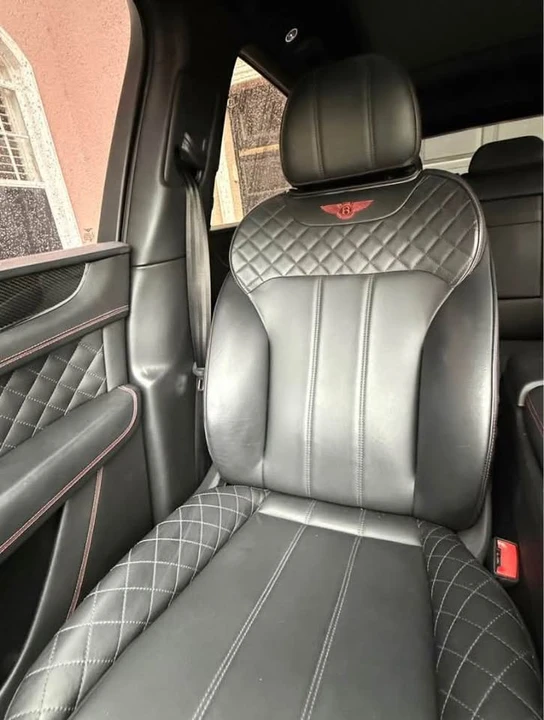 2019 Bentley Bentayga - Image 13 of 13