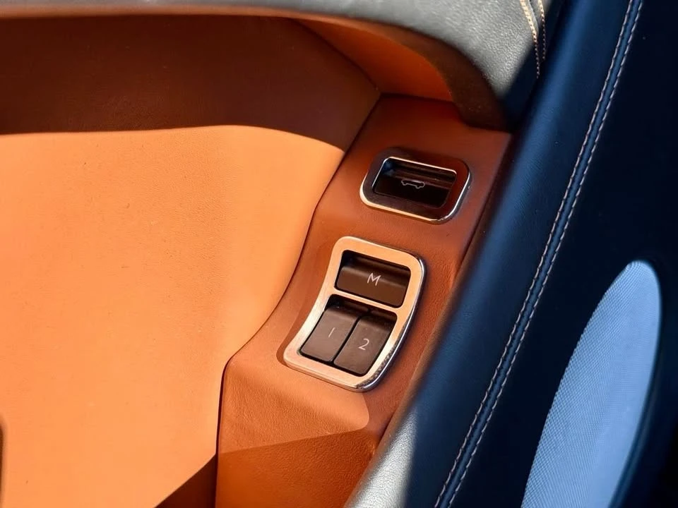 2019 Bentley Bentayga - Image 13 of 19