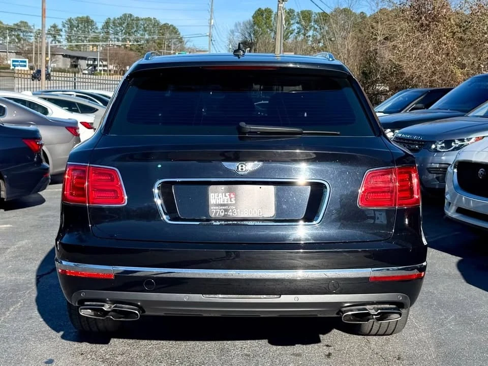 2019 Bentley Bentayga - Image 8 of 19