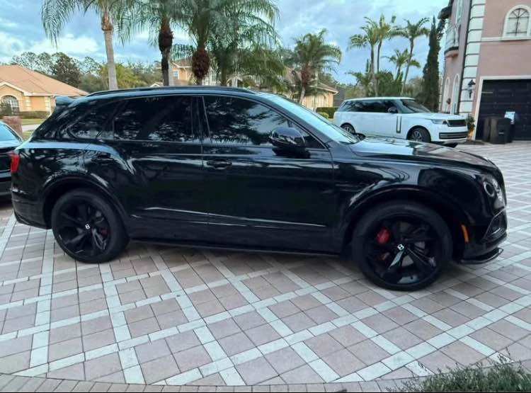 2019 Bentley Bentayga - Image 2 of 13