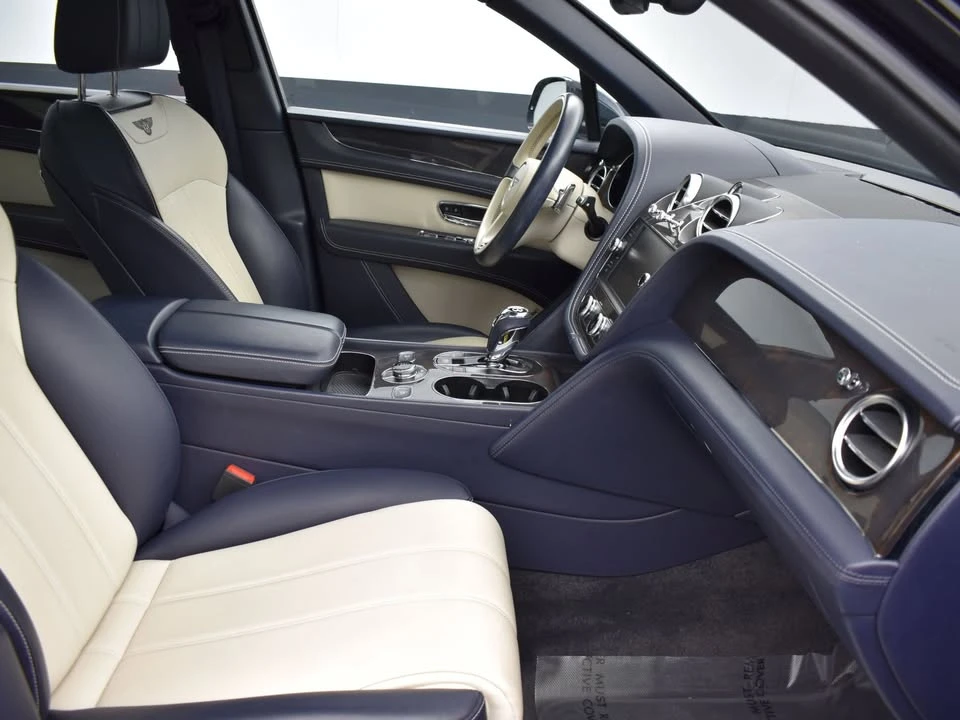 2019 Bentley Bentayga - Image 5 of 14