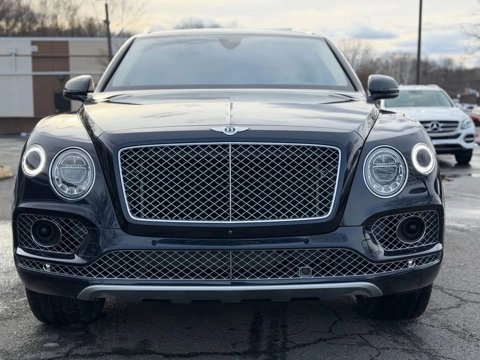 2019 Bentley Bentayga - Image 3 of 10
