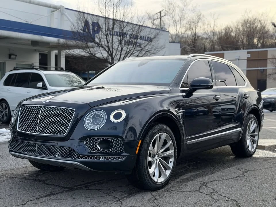 2019 Bentley Bentayga - Image 2 of 10