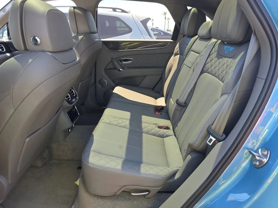 2019 Bentley Bentayga - Image 8 of 20