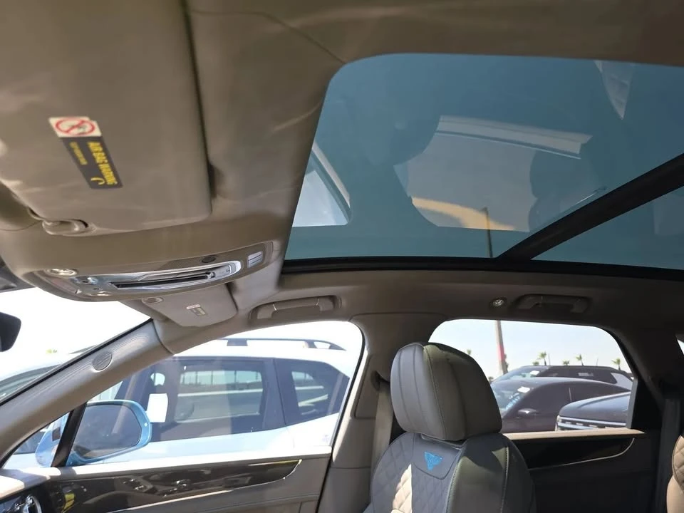 2019 Bentley Bentayga - Image 6 of 20