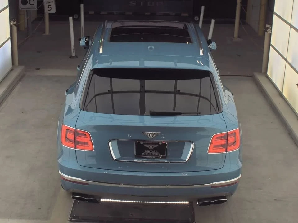 2019 Bentley Bentayga - Image 9 of 20