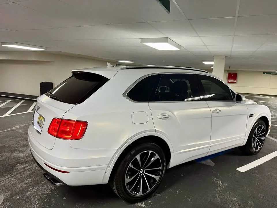 2019 Bentley Bentayga - Image 9 of 19