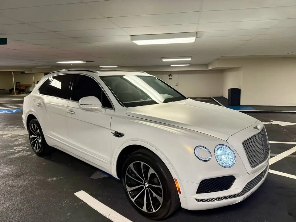 2019 Bentley Bentayga - Image 7 of 19
