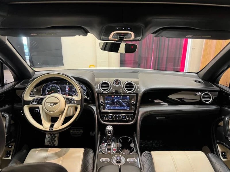 2019 Bentley Bentayga - Image 14 of 19