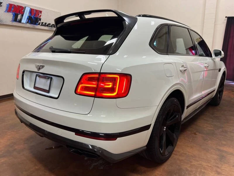 2019 Bentley Bentayga - Image 8 of 19
