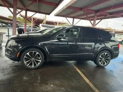 2019 Bentley Bentayga - Image 10 of 13