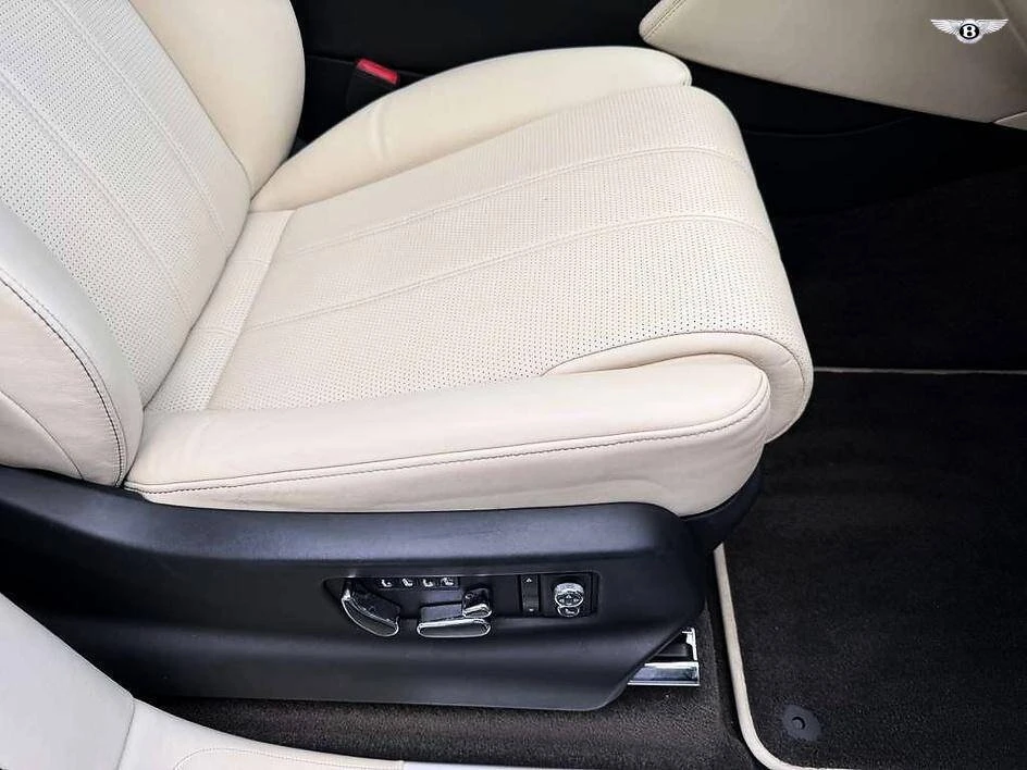 2019 Bentley Bentayga - Image 14 of 20