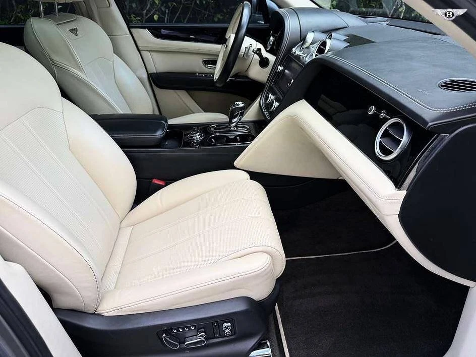 2019 Bentley Bentayga - Image 17 of 20