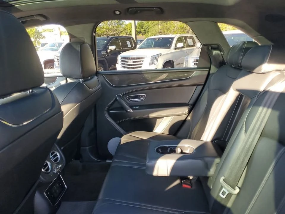 2019 Bentley Bentayga - Image 16 of 20