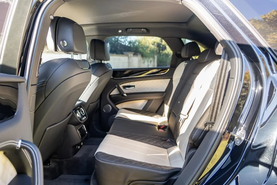 2019 Bentley Bentayga - Image 4 of 4