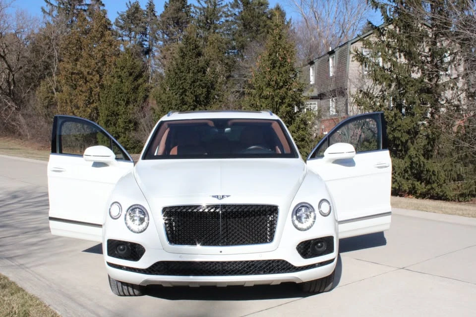 2019 Bentley Bentayga - Image 6 of 10