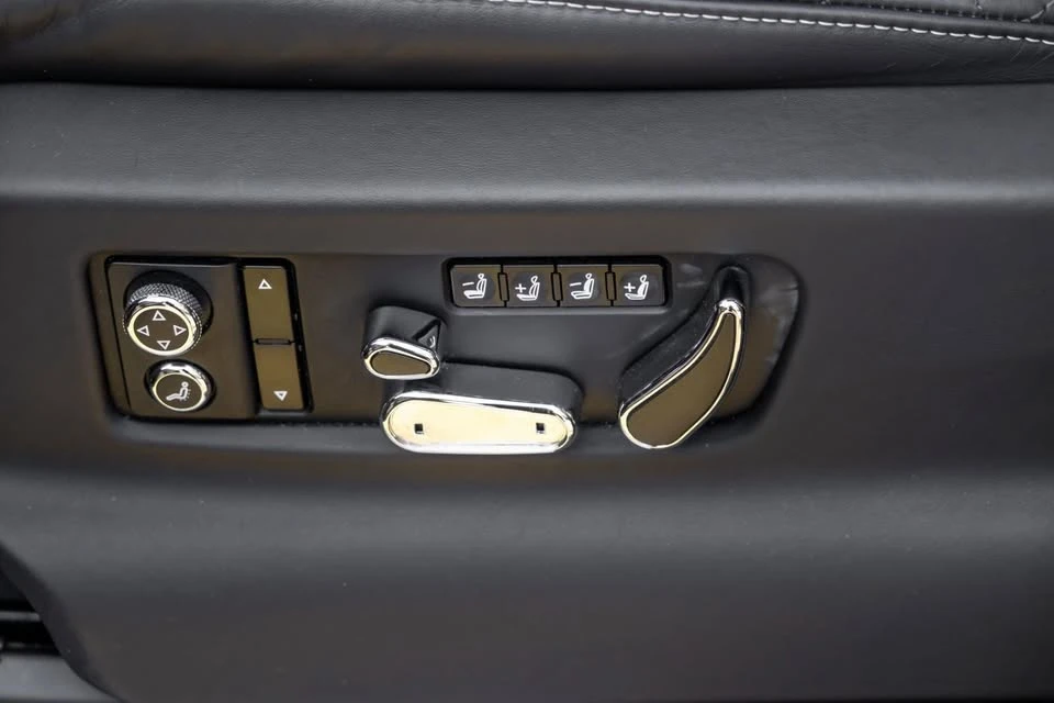 2019 Bentley Bentayga - Image 5 of 9