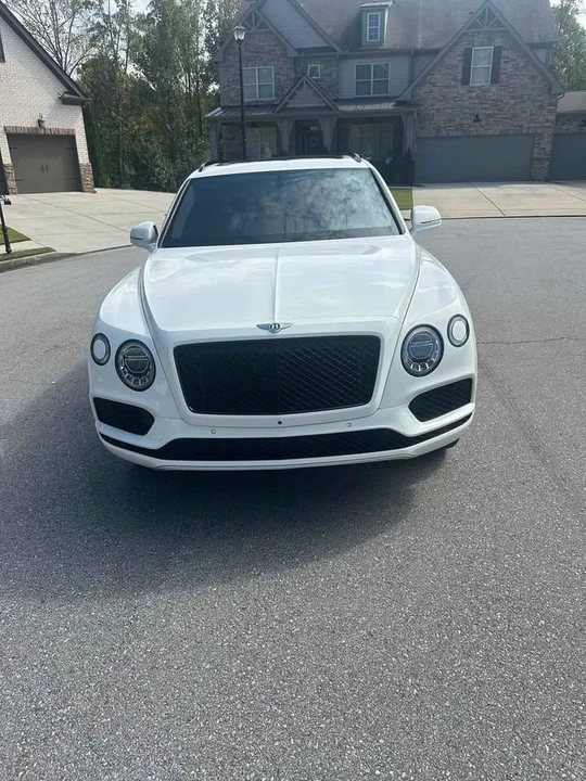 2019 Bentley Bentayga - Image 5 of 14