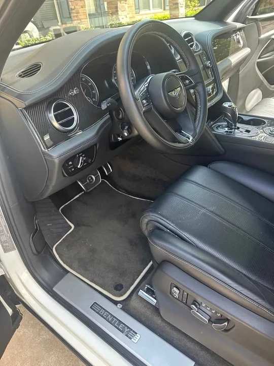 2019 Bentley Bentayga - Image 10 of 14