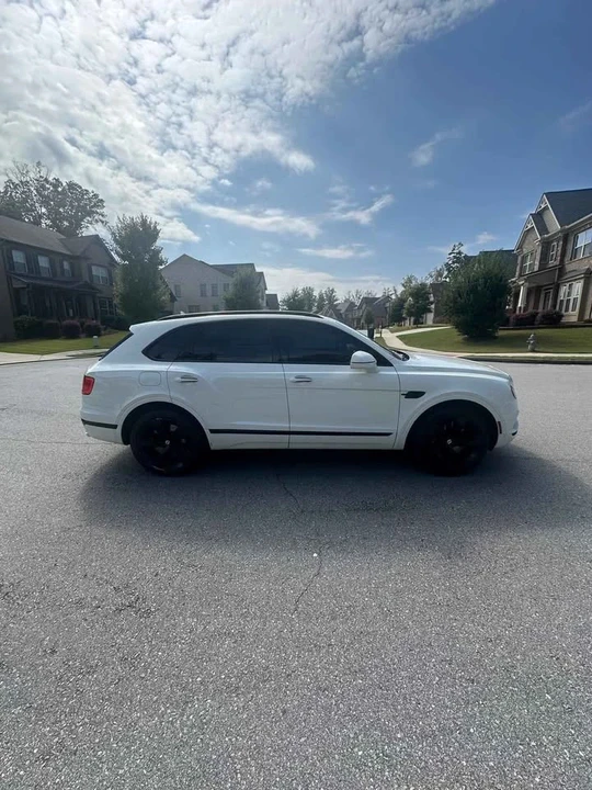 2019 Bentley Bentayga - Image 4 of 14