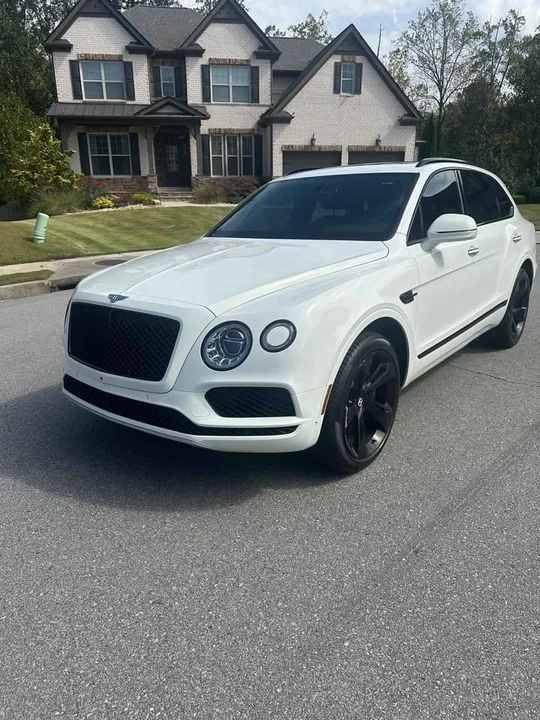 2019 Bentley Bentayga - Image 6 of 14