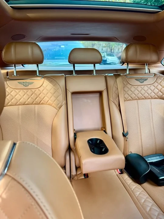 2019 Bentley Bentayga - Image 11 of 11