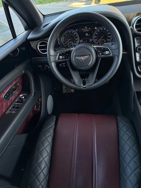 2019 Bentley Bentayga Mulliner - Image 6 of 12